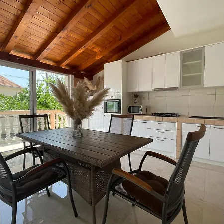 Guest house Iva 3*