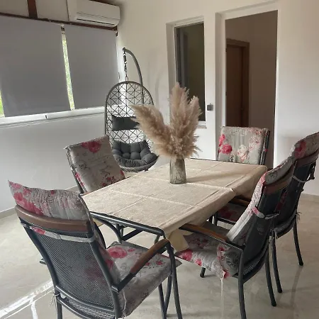Iva Guest house