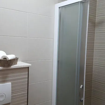 Iva Guest house 3*