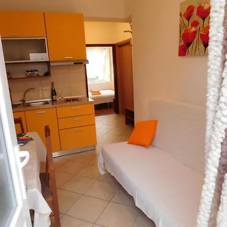 Iva Guest house 3*