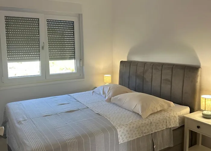 Iva בית הארחה