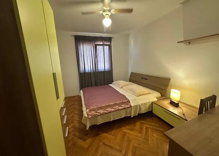 Iva פאקוסטאן