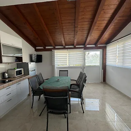 Iva Guest house Pakostane