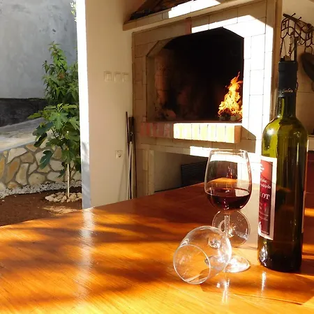 Guest house Iva Pakostane